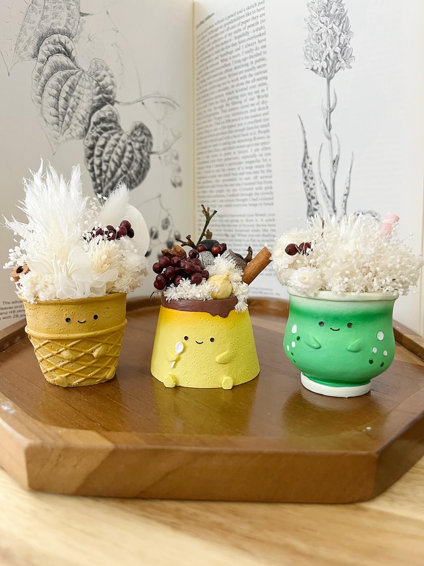 お花満開！喫茶店トリオ1枚目の画像
